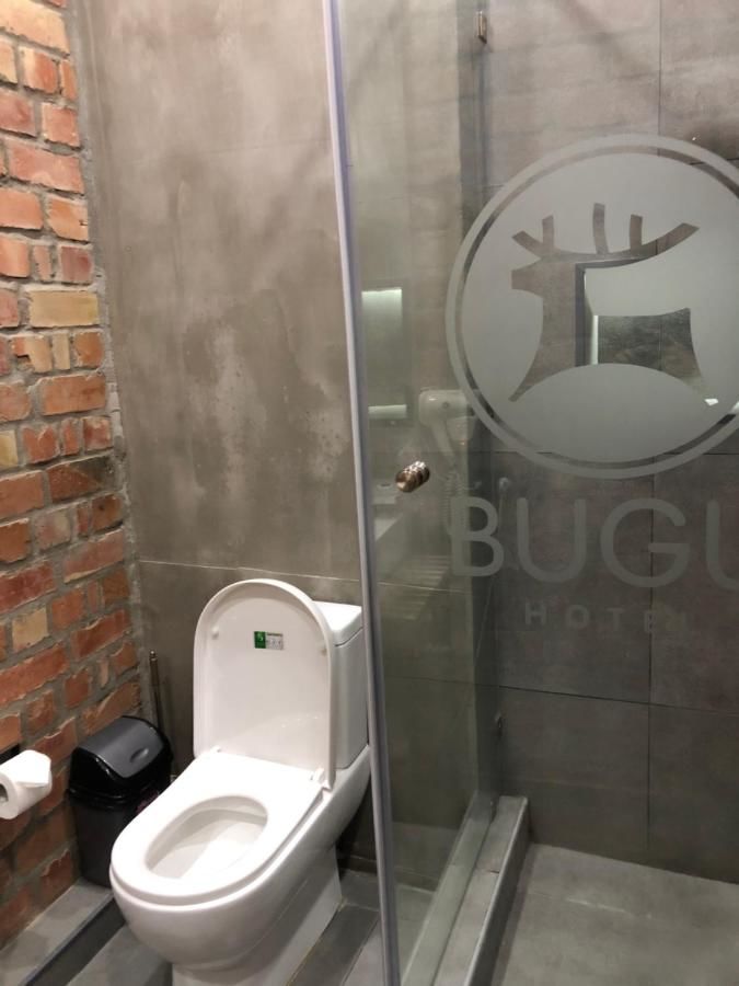 Отель Bugu Hotel Bishkek Бишкек